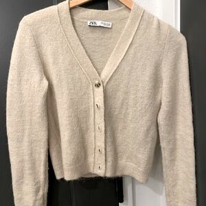 Zara Cropped Beige Knit Cardigan S